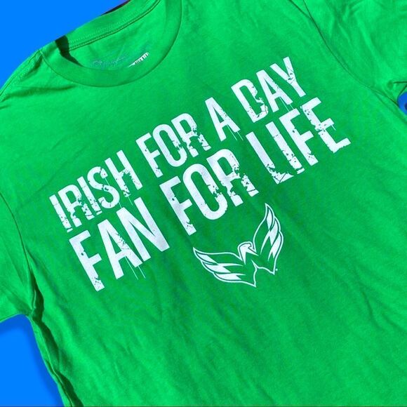 St. Patrick's Day Caps Tshirt NWT - Picture 1 of 2